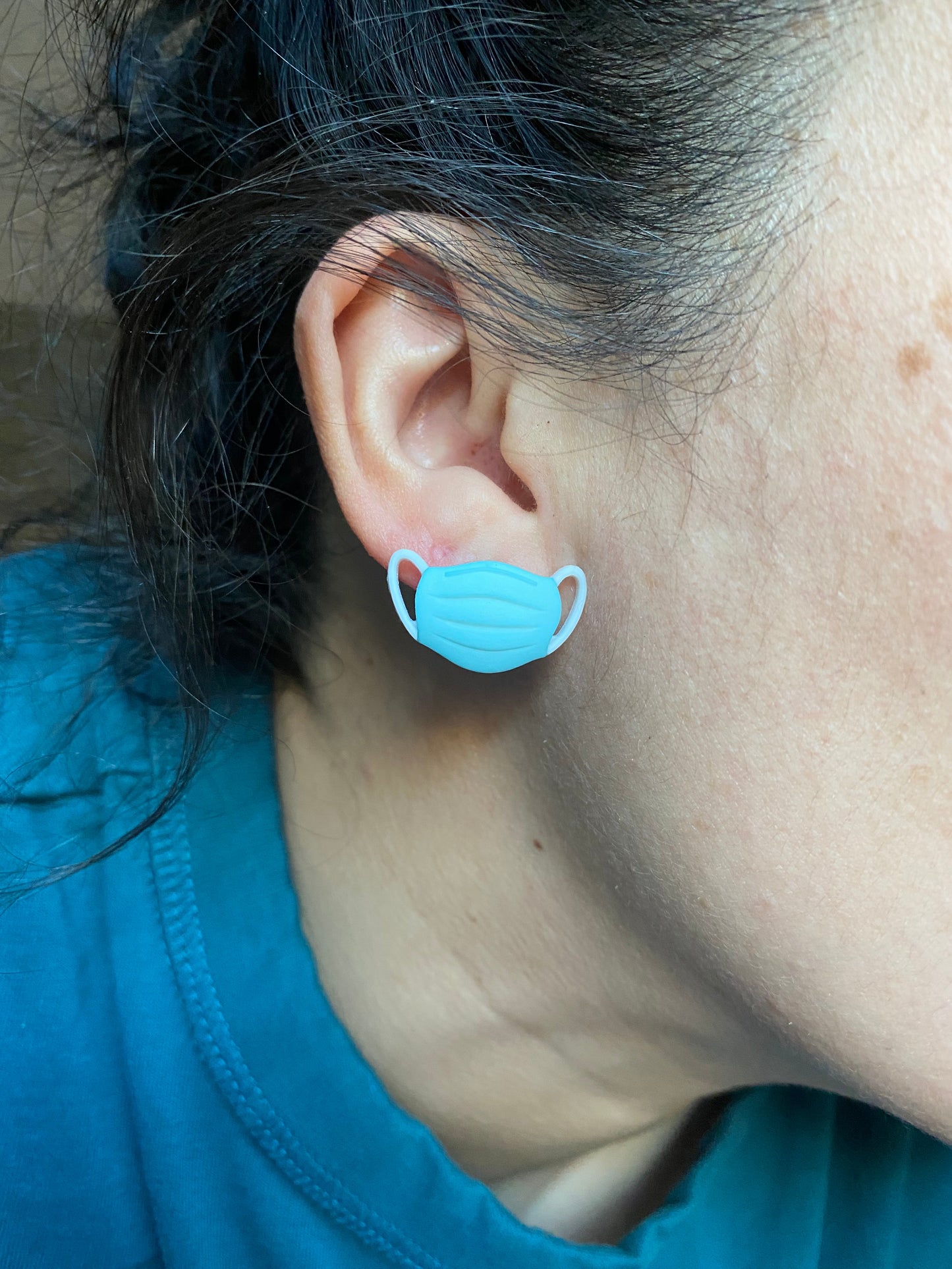 Face Mask Doctor Nurse Medical Assistant Stud Earrings Gift