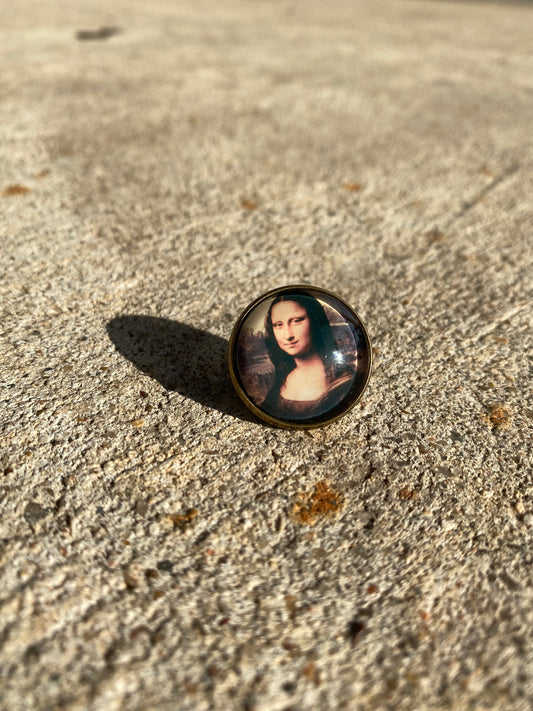Mona Lisa Art Pin Gift