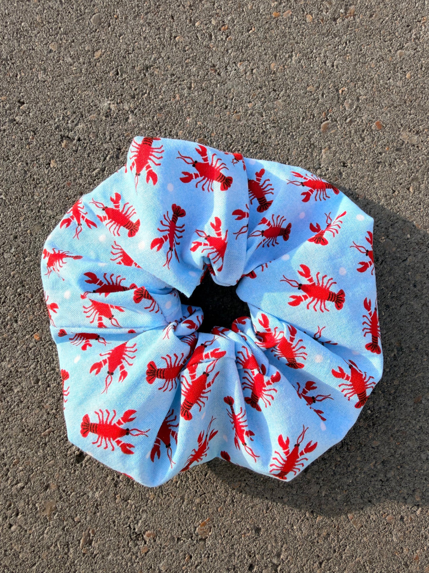 Oversized Lobster Scrunchie – Coastal Hair Tie, Beach-Themed XL Scrunchie, Cute Nautical Hair Accessory for Women & Girls