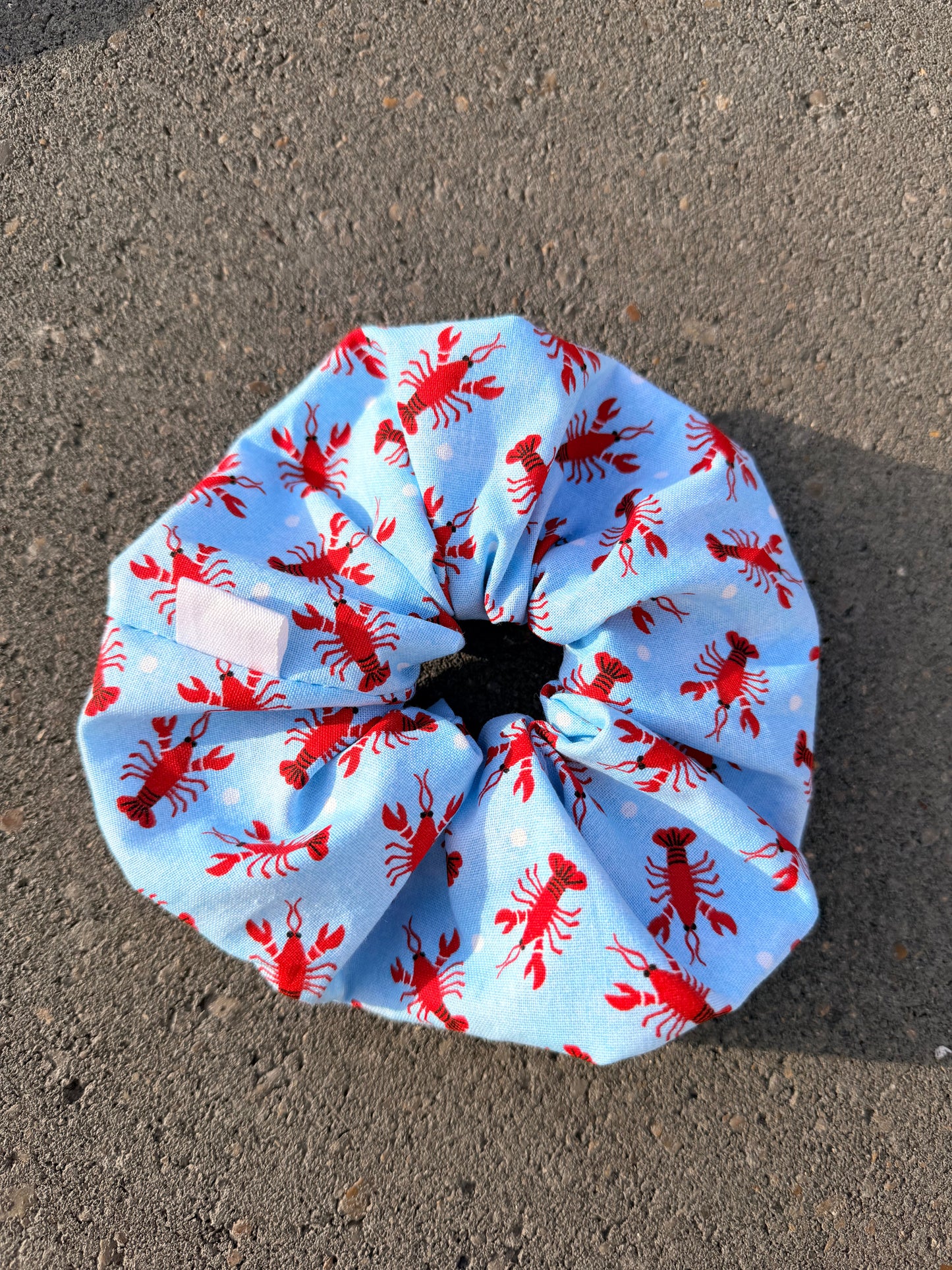 Oversized Lobster Scrunchie – Coastal Hair Tie, Beach-Themed XL Scrunchie, Cute Nautical Hair Accessory for Women & Girls