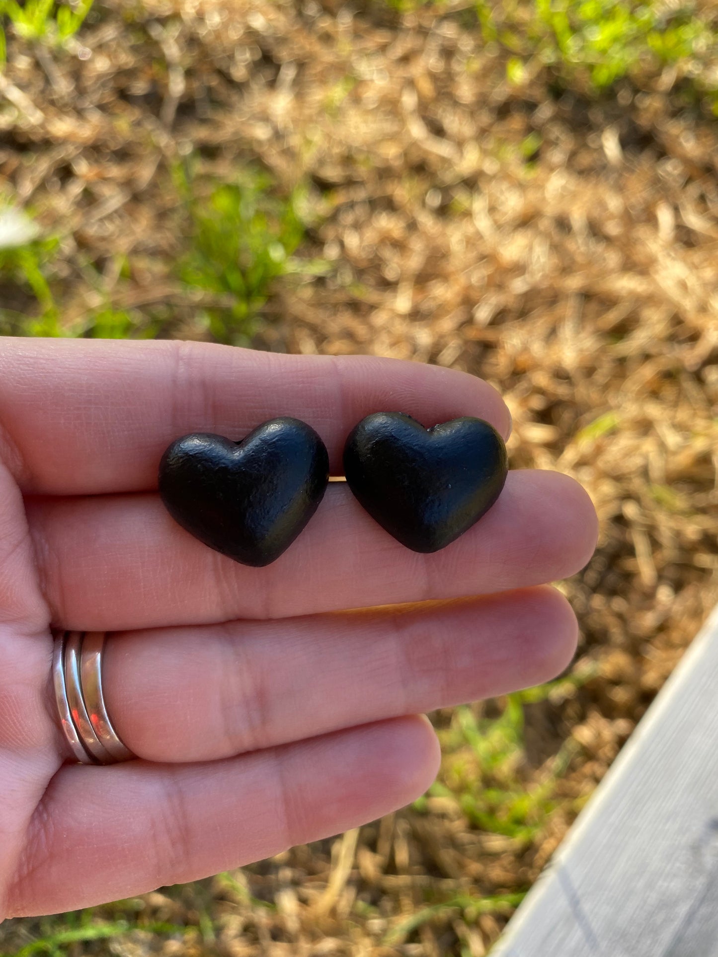 Black Heart Valentine Heart Stud Earrings