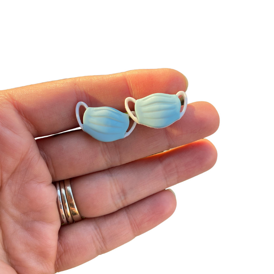 Face Mask Doctor Nurse Medical Assistant Stud Earrings Gift